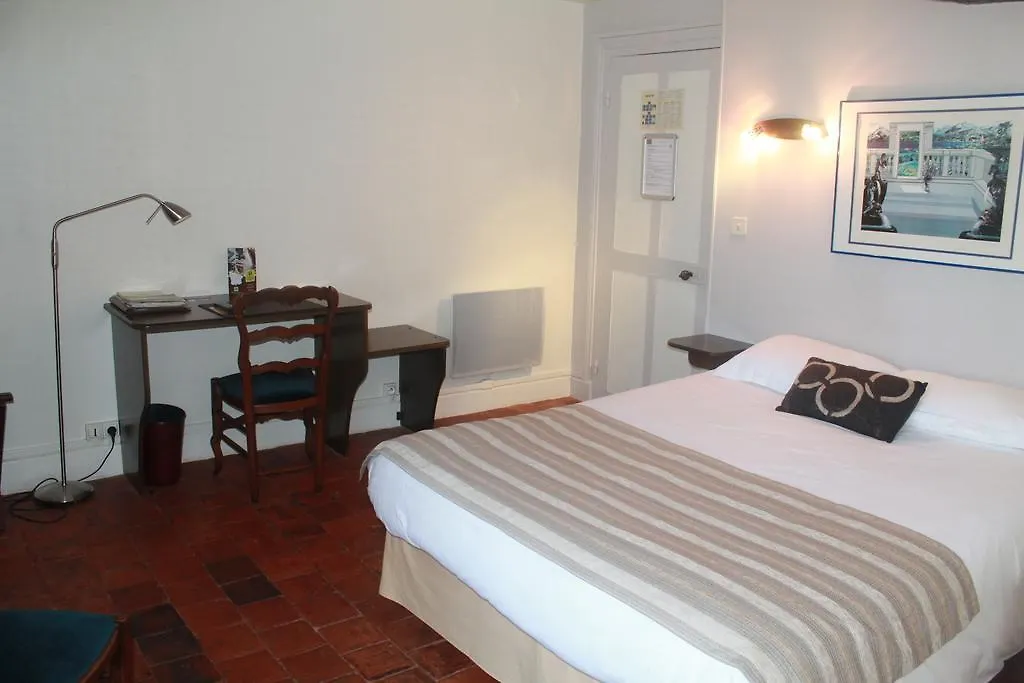 **  Le Grand Monarque - Donzy Hotel France